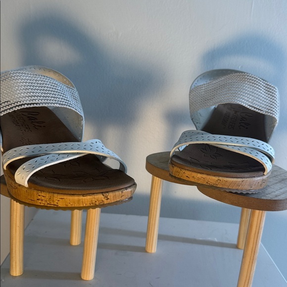 SKECHERS  WOMENS WHITE SANDALS SIZE 10 - Picture 15 of 16